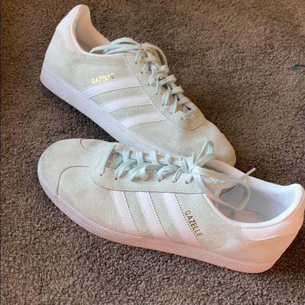 SOLD!! ADIDAS Gazelle Mint Green size 10